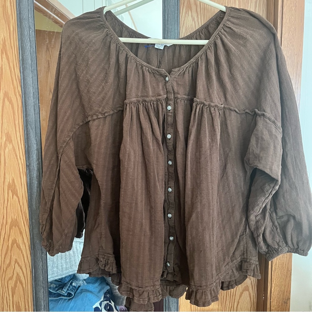 American Eagle Outfitters Brown Flowy Boho Button-Up Blouse